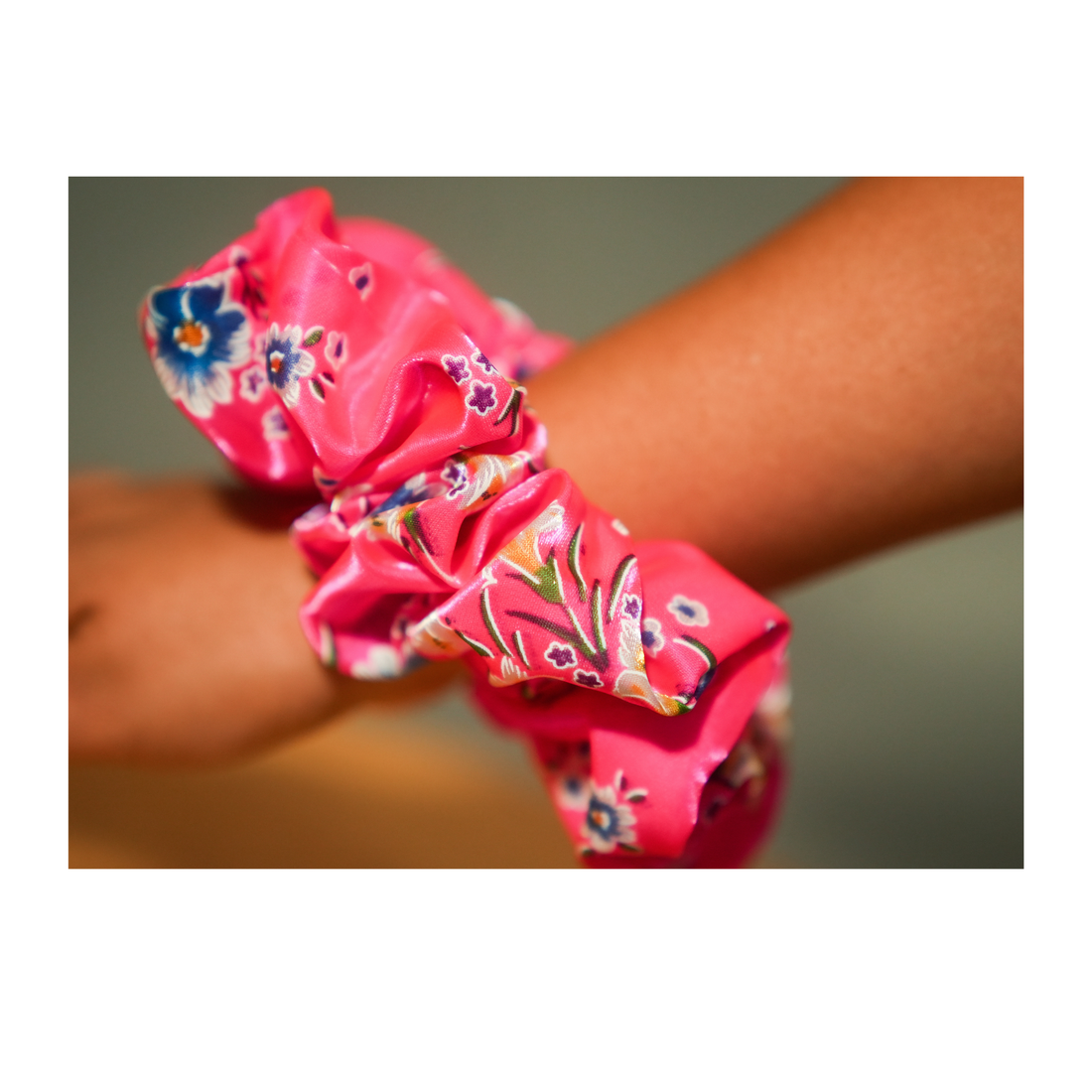 XL scrunchie